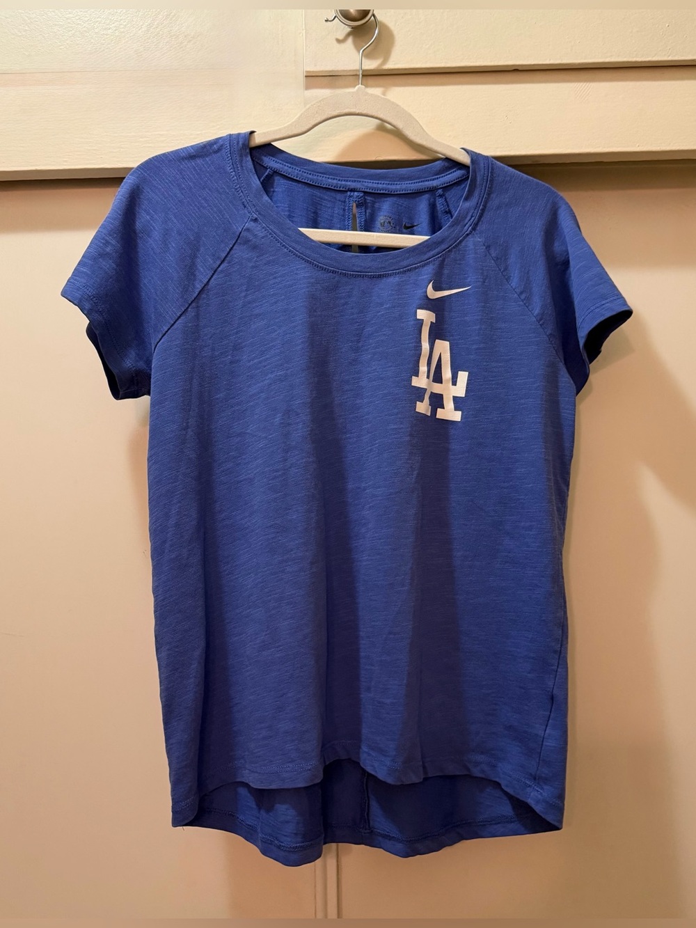 Nike Los Angeles Dodgers Dri-FIT Flowy Tri-Blend Back Slit Tee Women’s M Blue